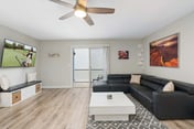 Chic 2BR Condo in Gated Comm | Pool | Central PHX