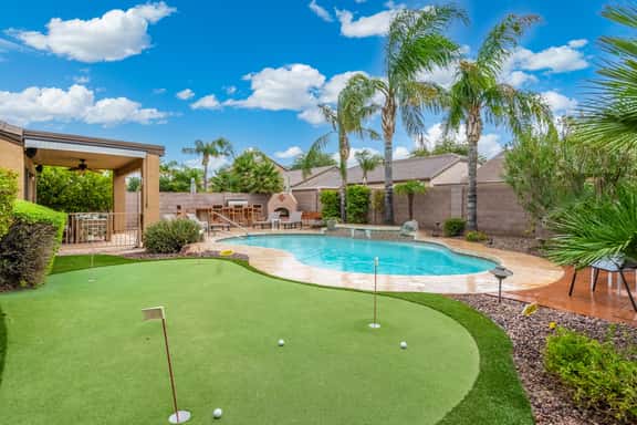 Desert Getaway | Private Pool & Putting Green - Image 1