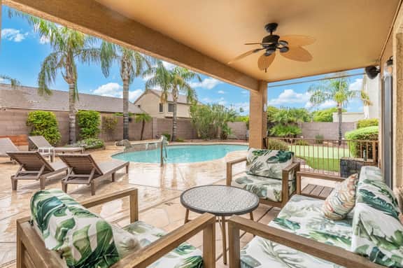 Desert Getaway | Private Pool & Putting Green